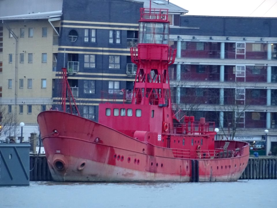 LIGHT SHIP DOCKLANDS