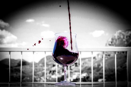red wine photo