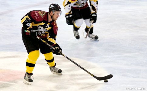 Bees 25th Anniversary Match
