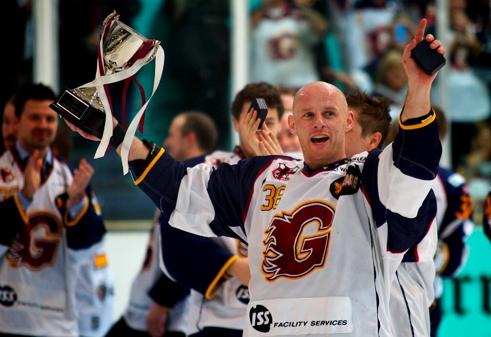 Guildford Flames Vs Sheffield Steeldogs - Cup Final