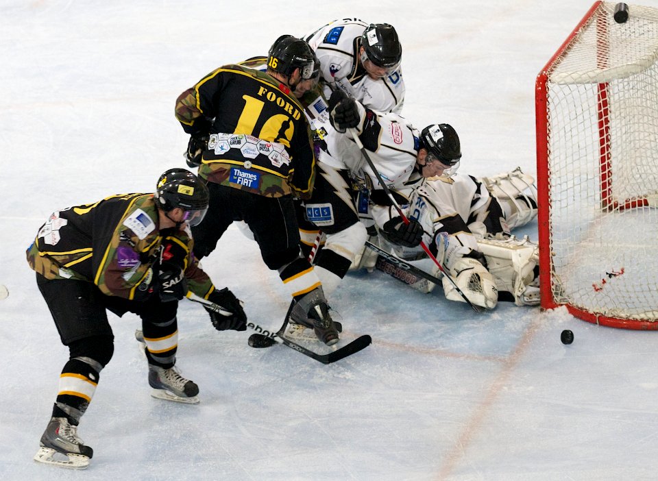 Bracknell Bees vs Milton Keynes Lightning