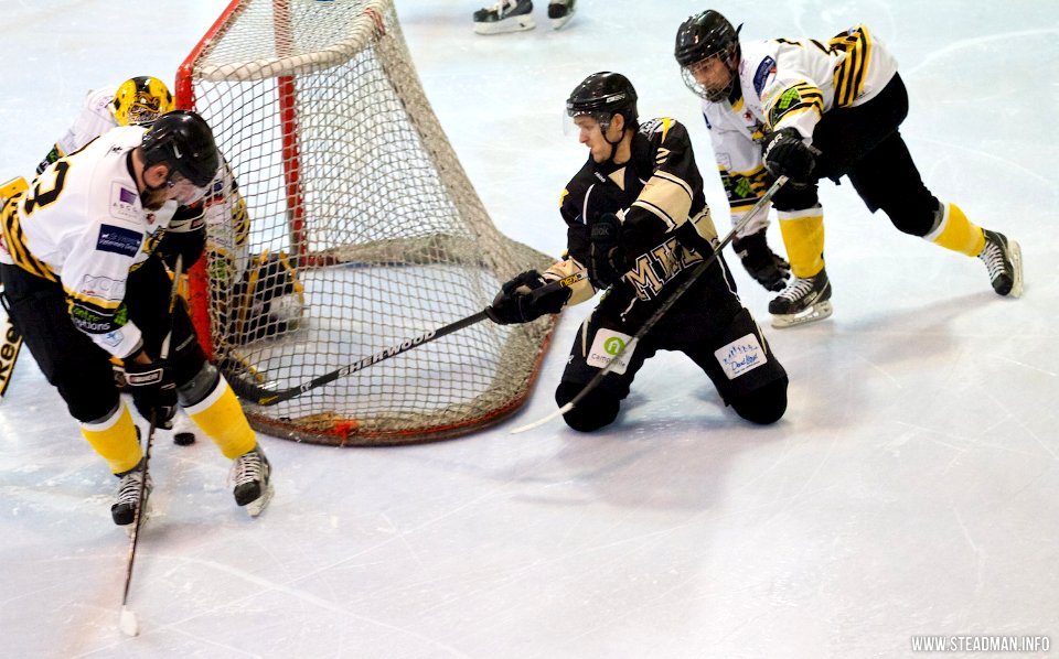 Bracknell Bees Vs Milton Keynes Lightning