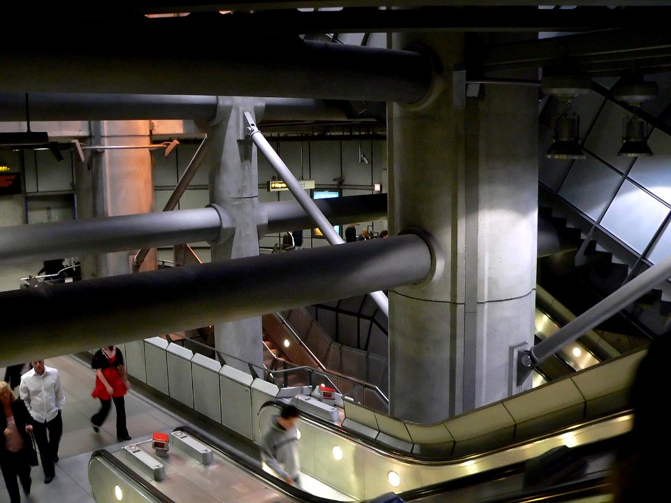 Tube