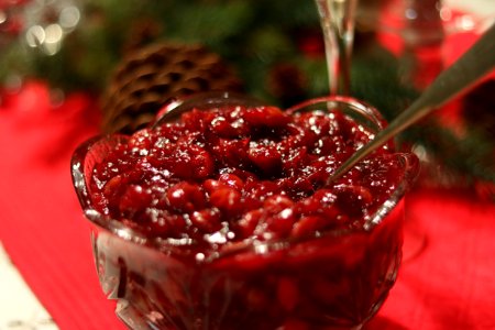 Delicious, nutritious cranberry sauce!