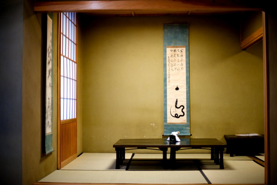 Miyabi, Prague
