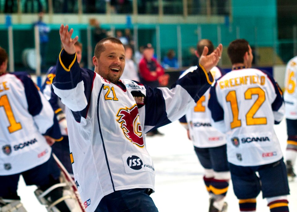 Guildford Flames Vs Sheffield Steeldogs - Cup Final