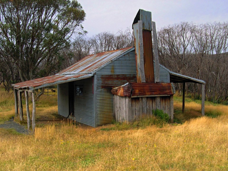 Bradleys Hut - NSW Snowy Mountains