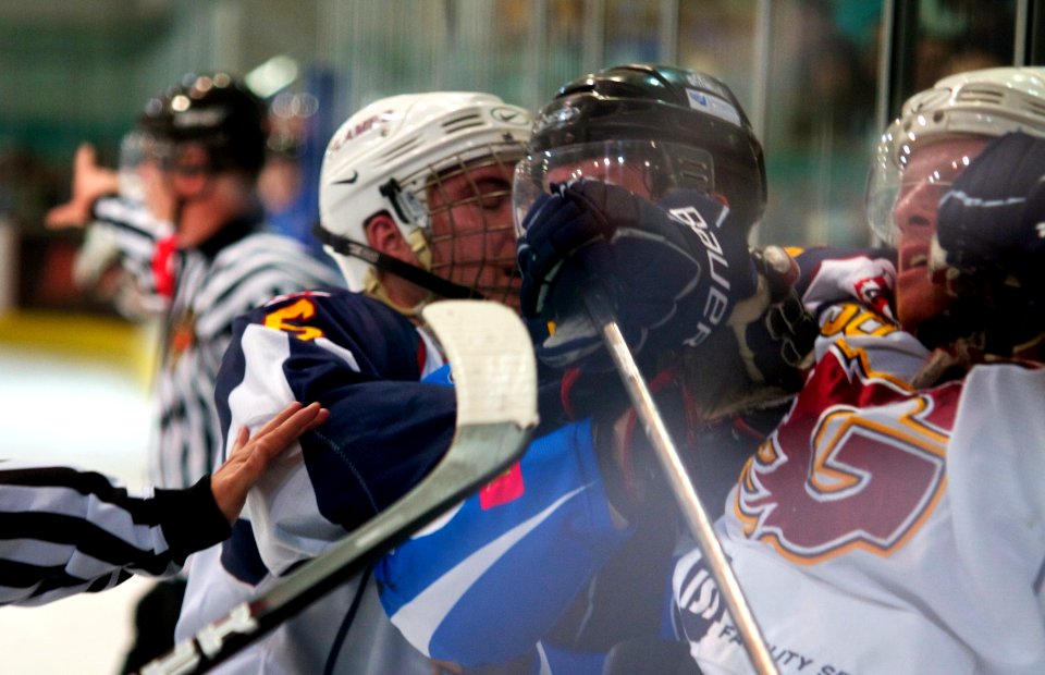 Guildford Flames Vs Sheffield Steeldogs - Cup Final