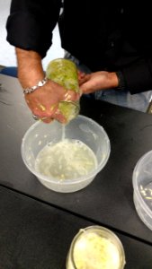 Straining liquid from cabbage