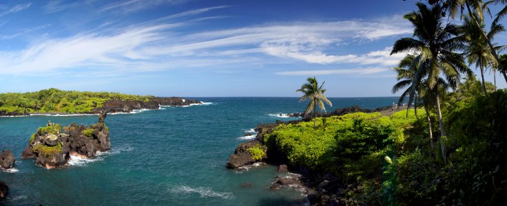 Wai'anapanapa State Park. Maui. photo