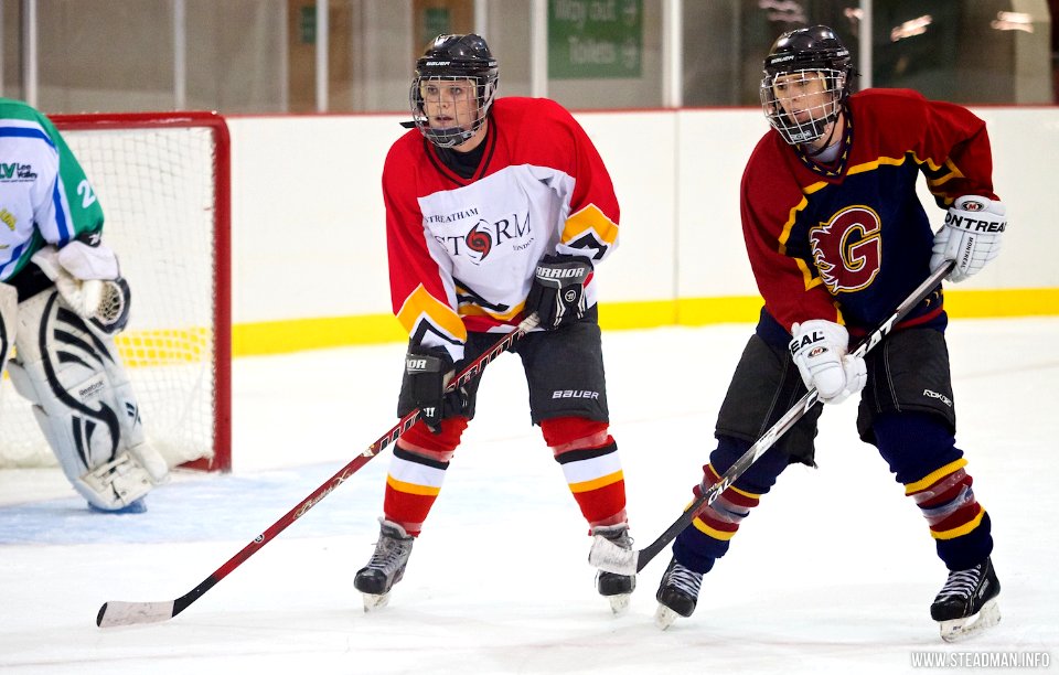 Guildford Lightning At Streatham Storm