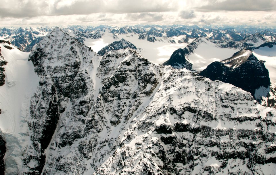 Neacola Mountains
