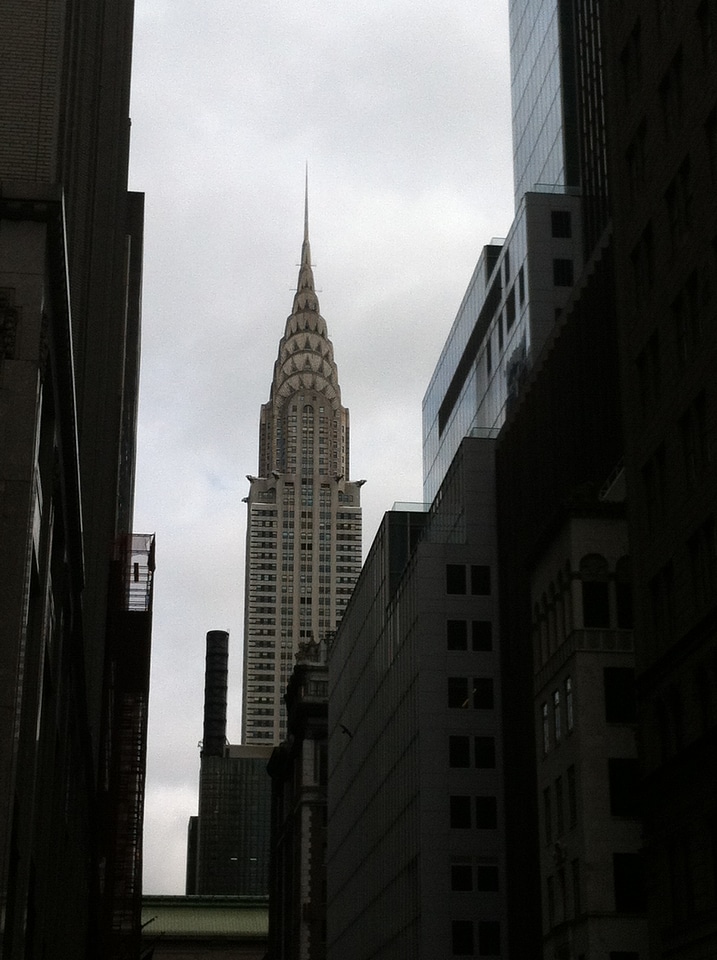 Empire state building skyscraper vacations