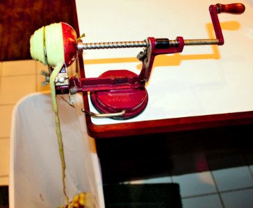 Apple peeler removing skin