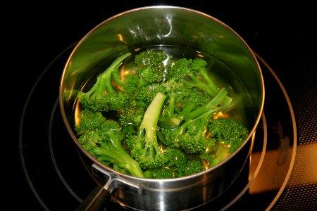 Blanching broccoli photo