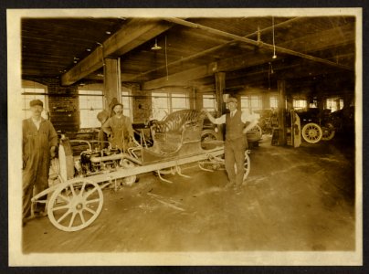 H. A. Moyer Automobile Company, Syracuse, New York c1912 photo