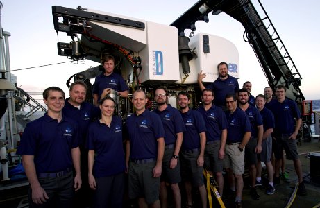 ROV Engineering Team with ROV Deep Discoverer