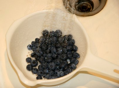Rinsing blueberries