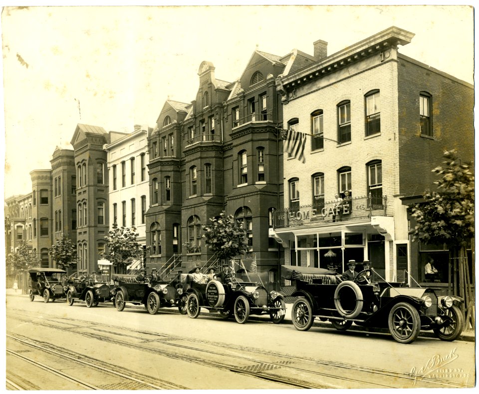 Pullman autos in Washington DC 1912 photo