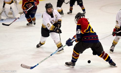 Women's Final Day One - Guildford Vs Bracknell