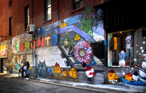 Toronto's Graffiti Alley: photo