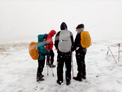 lug, windchill -23*C, all gear frozen solid, much warmer than on our upcoming Cairngorm trip, seem to be only walkers on Lug at 14:30