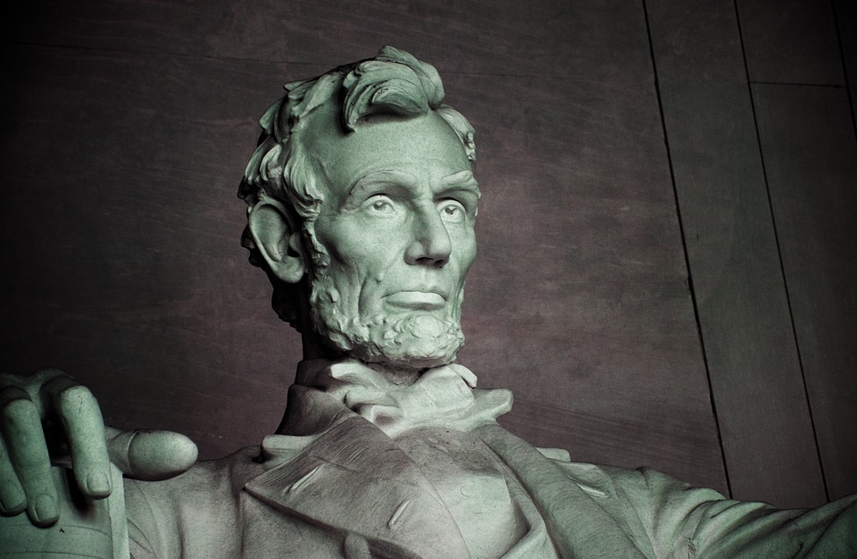 Lincoln washington memorial