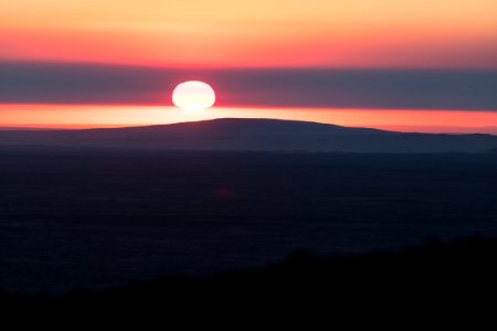 Telephoto sunrise from Inferno Cone (2)