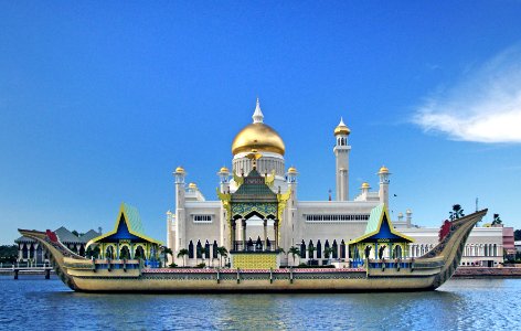 Omar Ali Saifuddien Mosque,  Bandar Seri Begawan, Brunei