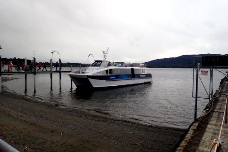 Lake Te Anau - Glowworm Tour