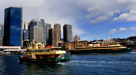 Ferries Sydney Harbour. photo