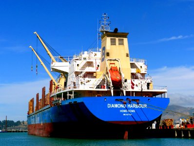 Diamond Harbour. Bulk carrier. photo
