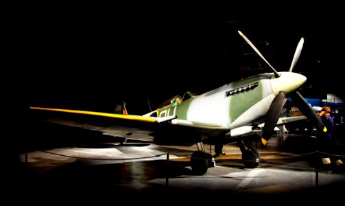 Supermarine Spitfire LF XV1E. photo