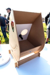 Solar viewing box