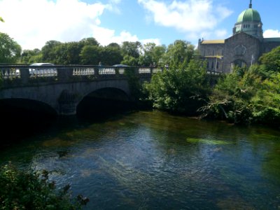 Salmon Weir Bridge