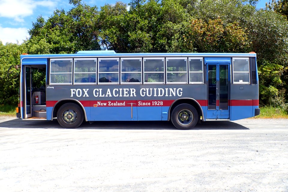Fox Glacier Guiding Bus