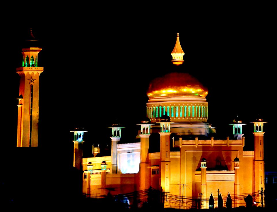 Sultan Omar Ali Saifuddien Mosque