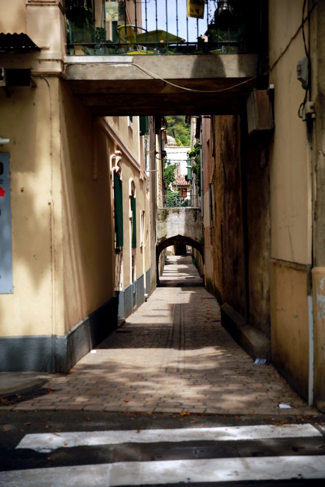 Vieille ruelle à Sommières