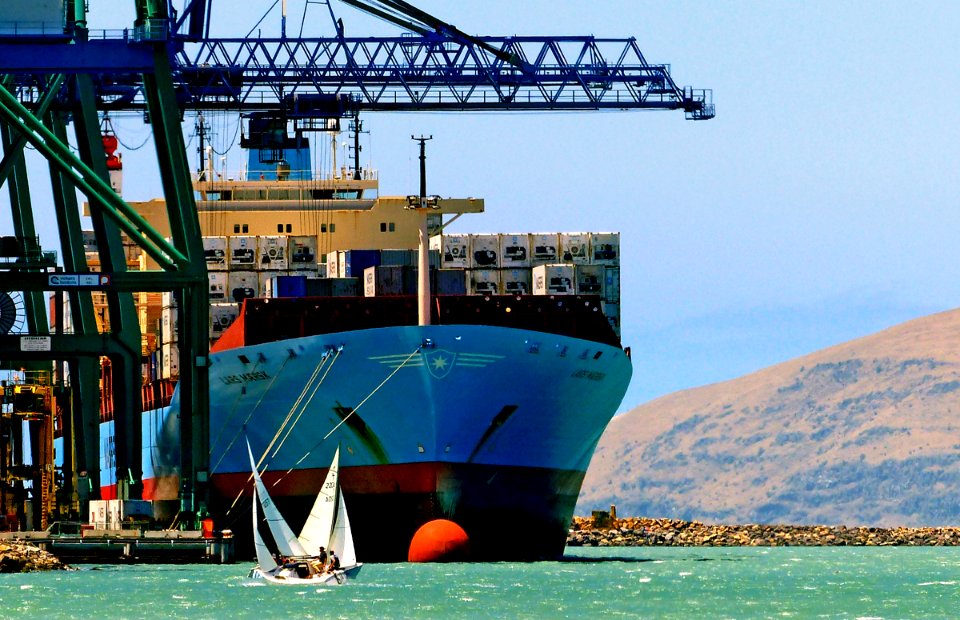 LARS MAERSK Container Ship