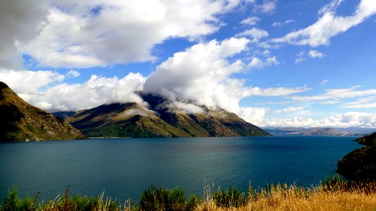 Lake Wakatipu. NZ photo
