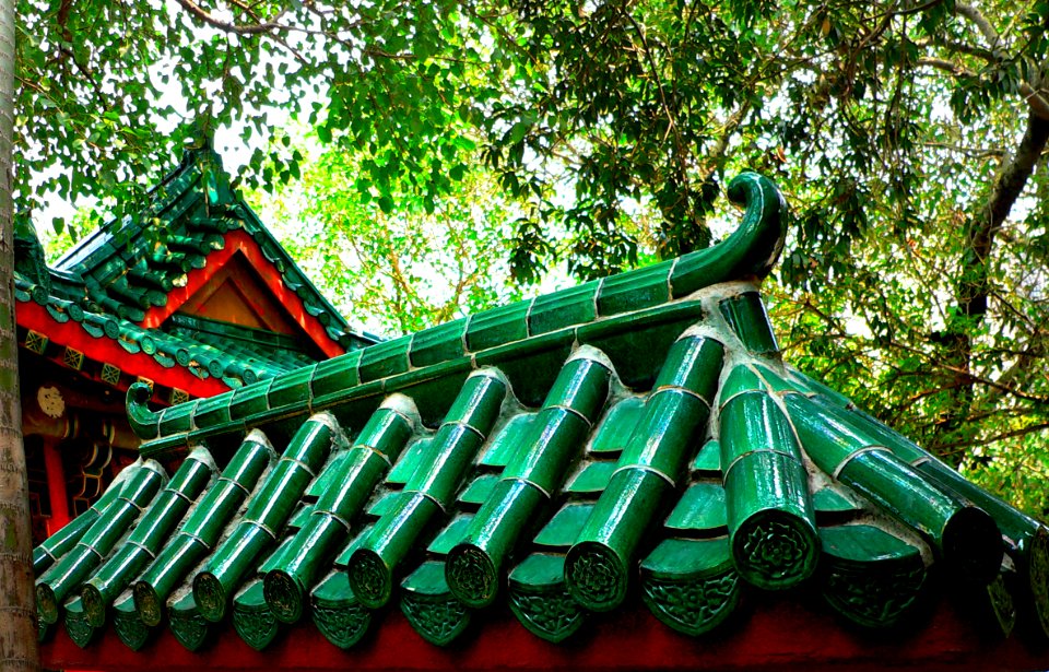 Chinese    green glazed roof tiles