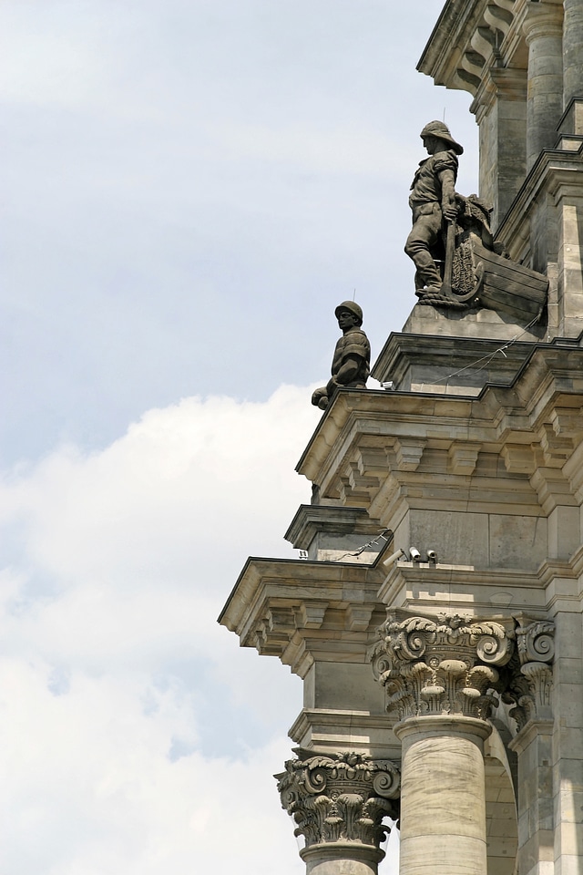 Dome germany government photo