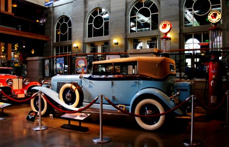 1932 Auburn V12.