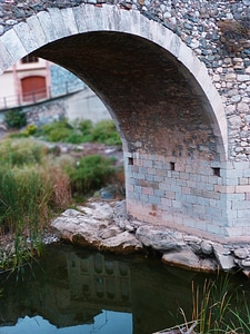 Arc romanesque river