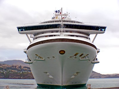 Sapphire Princess Port Lyttleton NZ photo