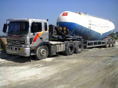 Hyundai gold