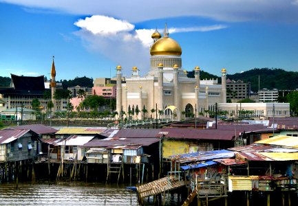 Omar Ali Saifuddien Mosque, Brunei photo