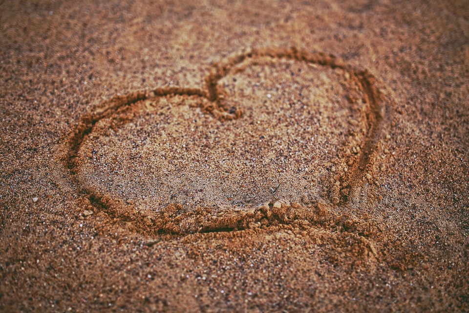 Beach love valentines