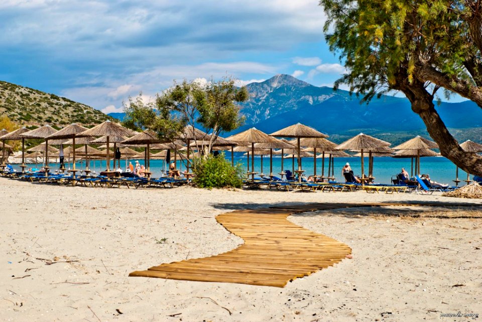 Psili ammos by Manolis Marg