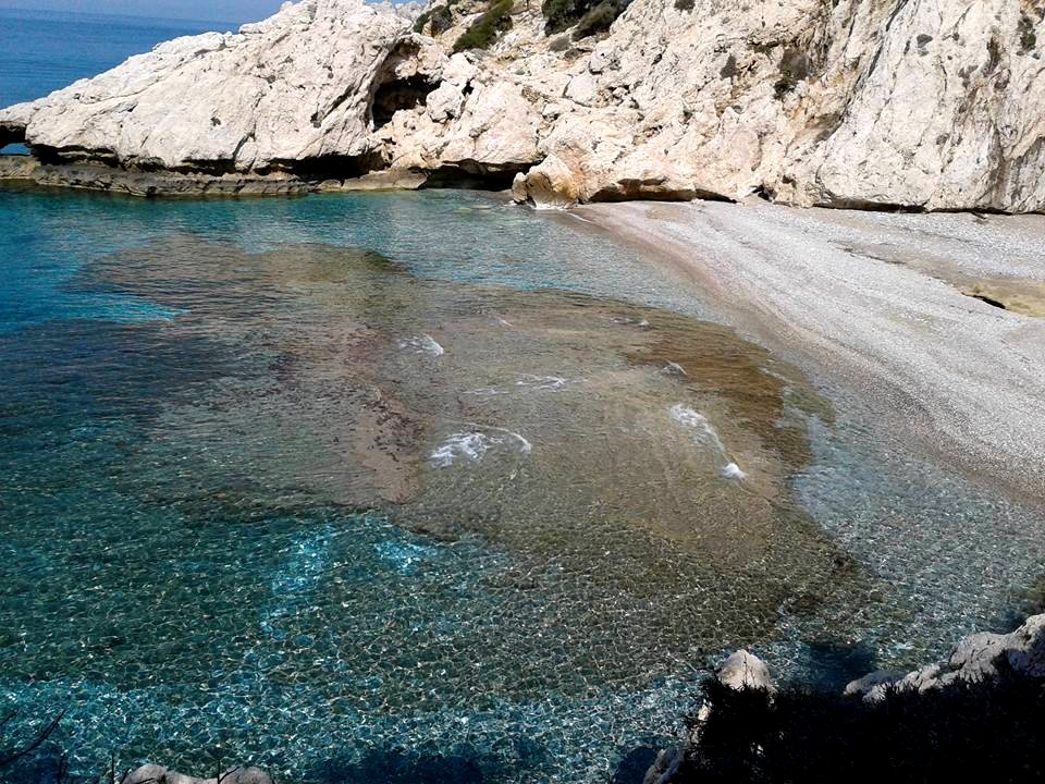 Mikro Seitani by Christos Vasilakos